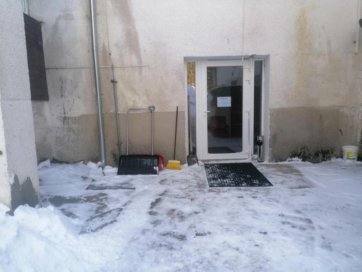 Chata - Dom Horskej Sluzby Jasna Demänovská Dolina Buitenkant foto