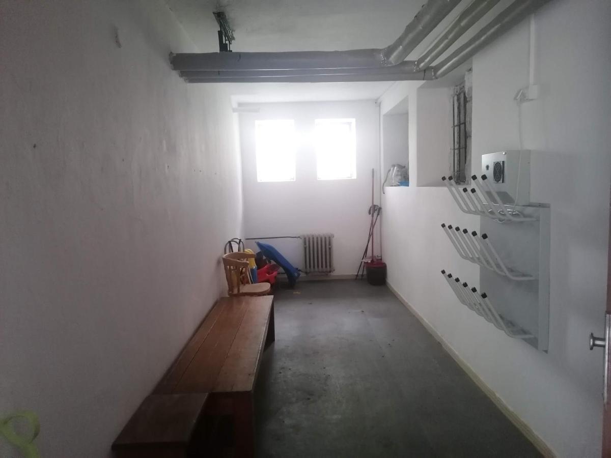Chata - Dom Horskej Sluzby Jasna Demänovská Dolina Buitenkant foto